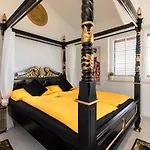 Santa Maria فيلة فربنيك